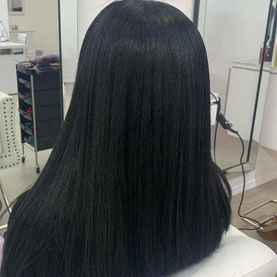 Bone straight healthy hair! Love it !