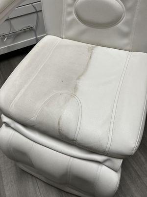 Medical Procedure chair restoration cleaning Vinyl leather.