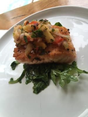 Pan seared salmon with pineapple salsa