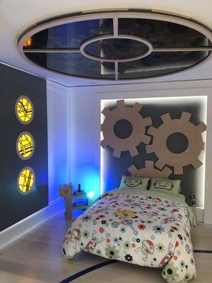 Boy's Bedroom with Fiber-Optic Night Sky Display.  Star at stars to go to sleep!