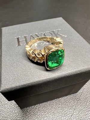 Beautiful custom made natural emerald fashion ring