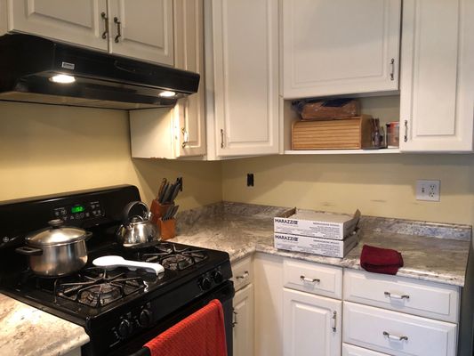 Kitchen Backsplash before pictures