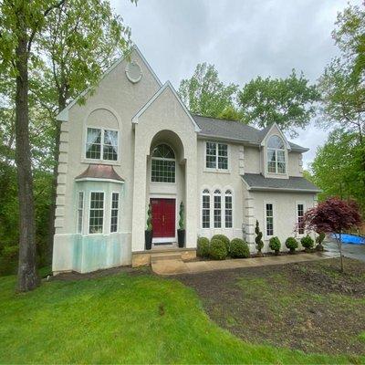 pagano house after we finished. The blue copper staining waas there before we started. Their stucco is  fine becuase we do not use pressure