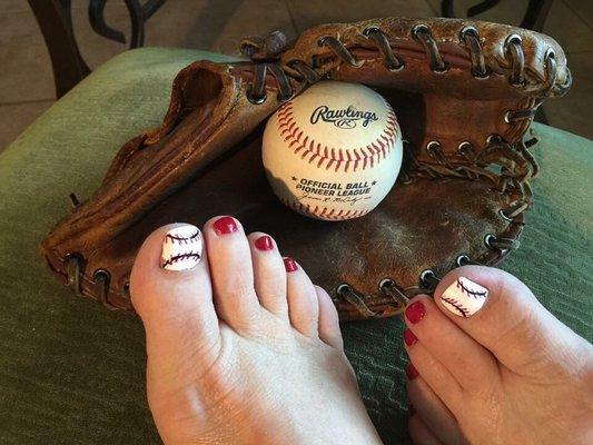 Mustangs opening day nails