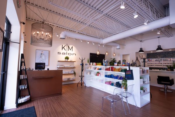 KM Salon