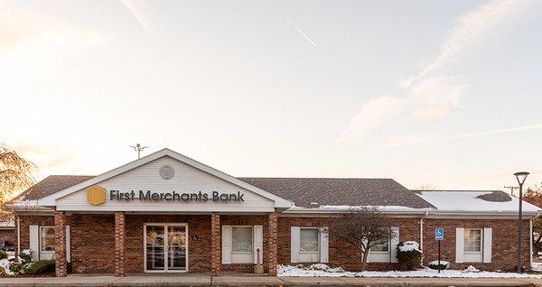 First Merchants Bank Carleton