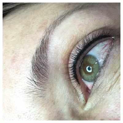 Eyeliner permanent makeup