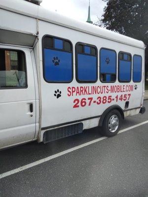 Sparklin' Cuts Mobile Dog Grooming