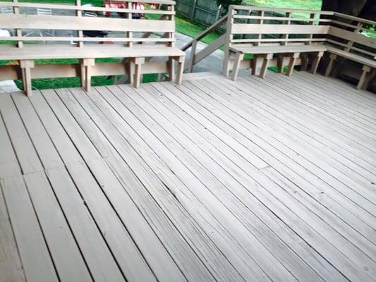 This is a deck that we did in Wayzata, MN