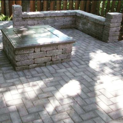 Beautiful patio & fire pit with cover Alpin NJ