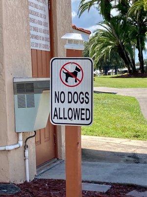 Does this place look "Pet Friendly" to you?