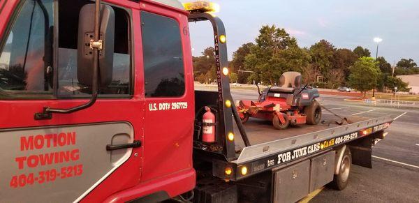 MOTION TOWING SERVICES- AUTO WRECKER