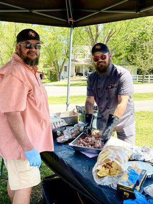 Rubbin' Raw BBQ Crew making loaded nachos