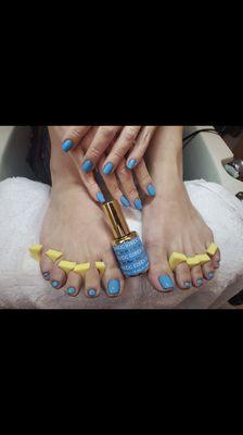 Manicure Gel DND y pedicure