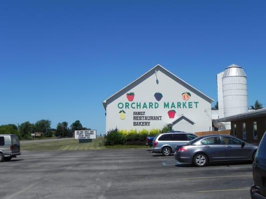 Orchard Market in Free Soil, MI