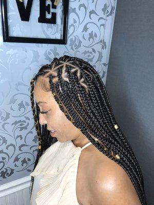 Medium triangle braids