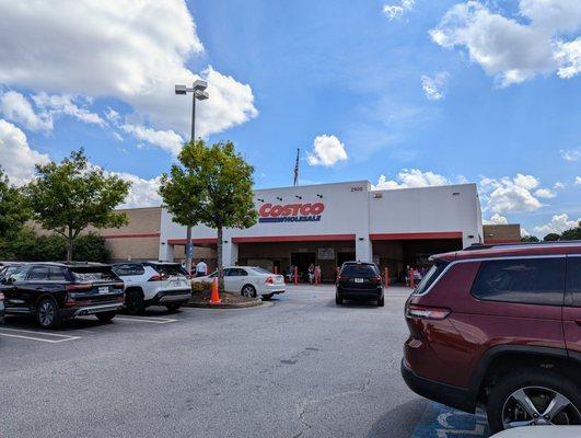 Outside Costco at Cumberland Mall. Storefront.