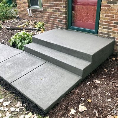 New pour concrete steps and walkway