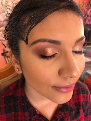 Sweet 16 light makeup