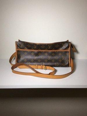 Here's one of their beautiful LV purses that I bought!!