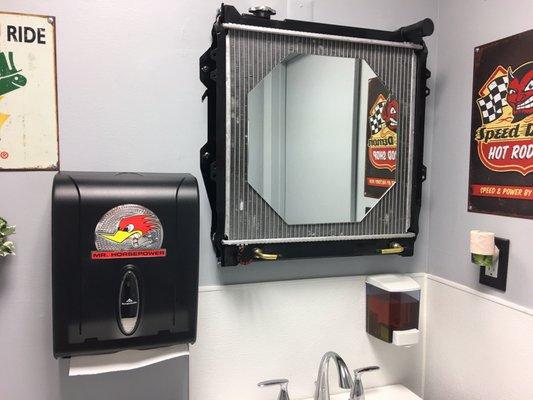 Cool bathroom mirror made out of old radiator