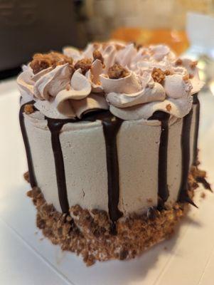 Reese's Peanut Butter Cup Ice Cream Cake