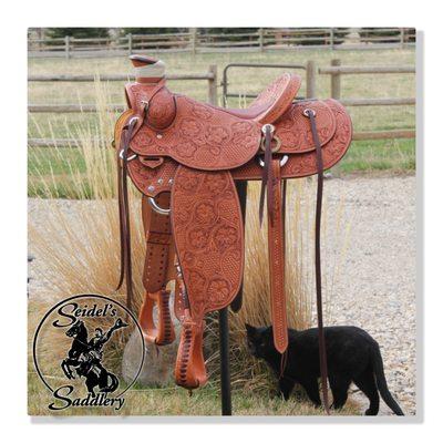 Custom saddle w/ barn cat