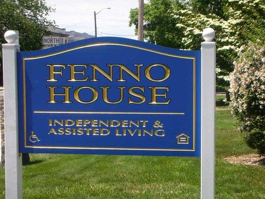 Fenno House is a warm, lively, and supportive senior housing community for independent and assisted living in Quincy, MA.