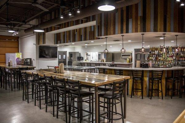 2 state-of-the-art kitchens and bar