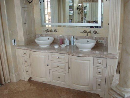 Westrup Woodworks, Inc. kitchen and bathroom cabinet shop in Huntington Beach, CA provides you with quality cabinetry.