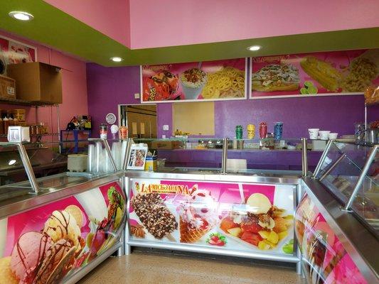 This location is the nicest and cleanest michoacana I've been to