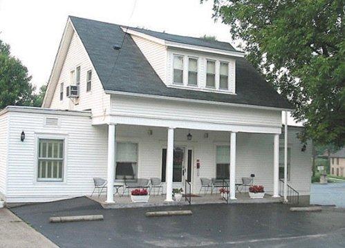 Trowbridge Funeral Home, Lebanon Junction