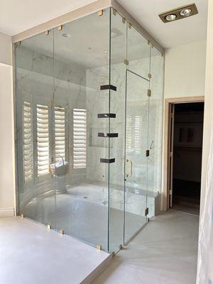 1/2 steam shower enclosure