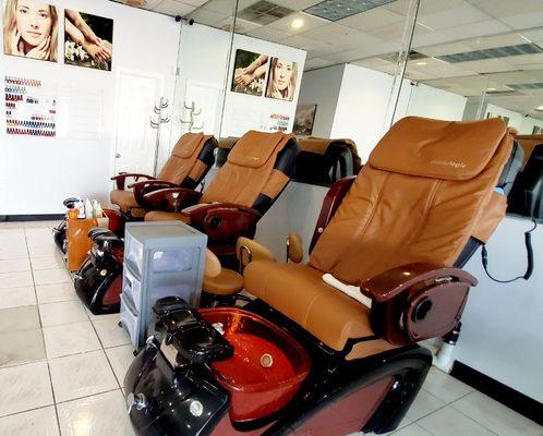 Brand new spa chairs for customers to enjoy their mani-pedi experience