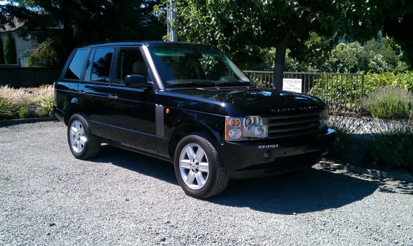 Our Range Rover at Passalacqua Winery in Dry Creek