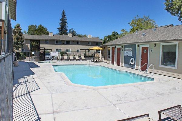 Bridges At Five Oaks Apartments