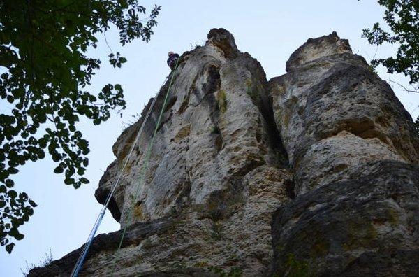 A fun rock climbing event at the Spinal Cord Injury Association of Illinois!