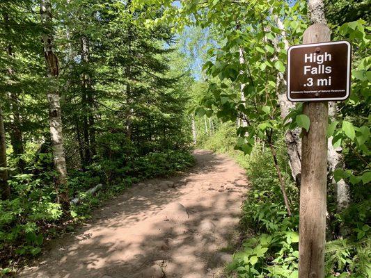 A sign leading to High Falls.