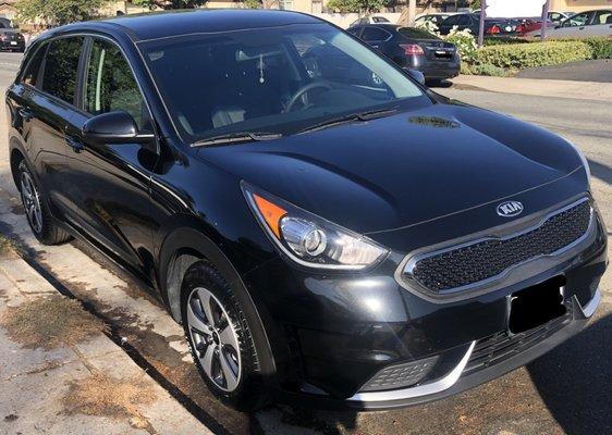 Front passenger side Kia Niro