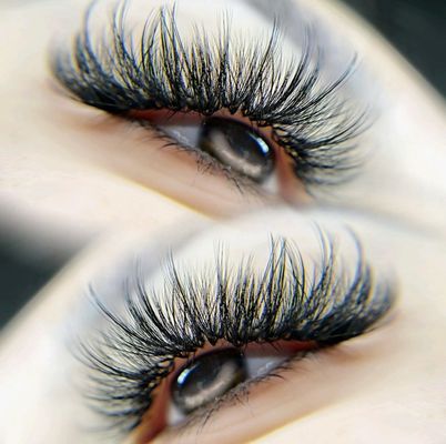 Strip Lash Look