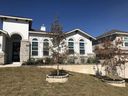 Retaining walls / stone borders