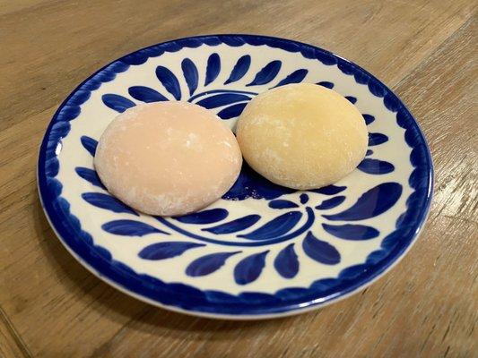 Strawberry Shortcake and Double Mango Mochi.