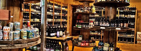 Cerveza Bottle Shop & Take Out