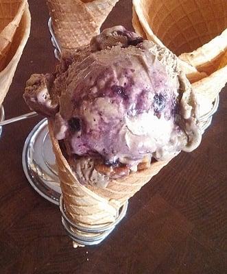 Blueberry Espresso & Honey Roasted Pecan w/ waffle cone.