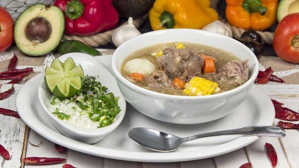 Caldo de res