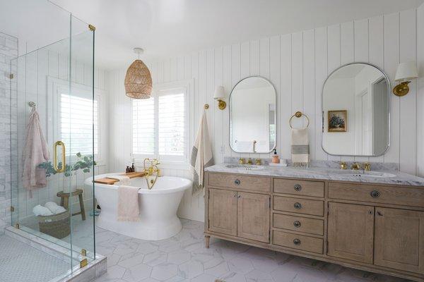 Spaces Renewed best Bathroom remodel contractor in Carlsbad, Encinitas, Rancho Santa Fe, Del Mar, Oceanside, San Diego, CA.