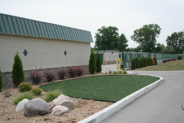 Dupont Office and Storage - Self Storage Units