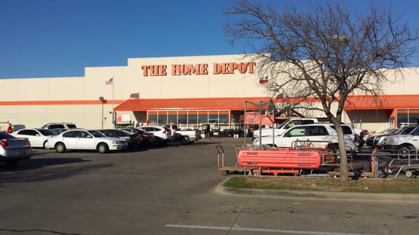 Outside of Home Depot Cedar Hill