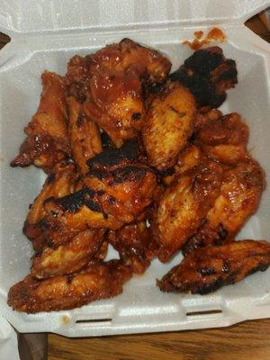 Charbroiled bbq wings