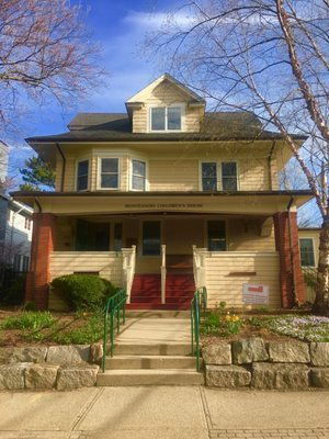 Montessori Children's House 518 Lloyd Avenue Providence, RI 02906